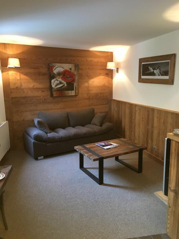 Chambre D'Hote La Tour Du Merle Le Villard  외부 사진