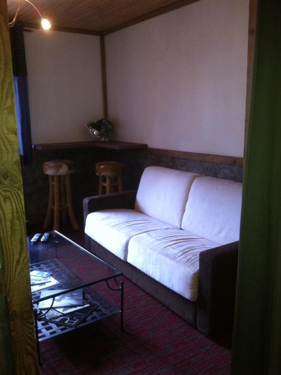 Chambre D'Hote La Tour Du Merle Le Villard  객실 사진