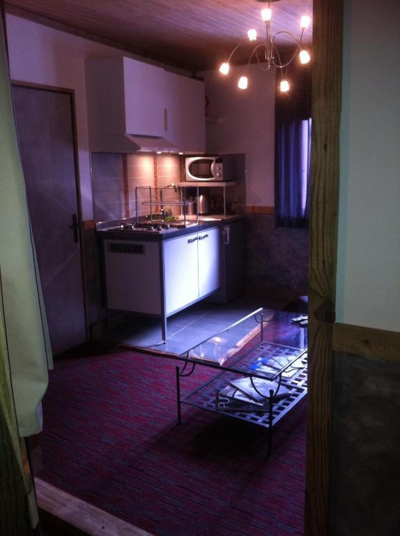 Chambre D'Hote La Tour Du Merle Le Villard  객실 사진